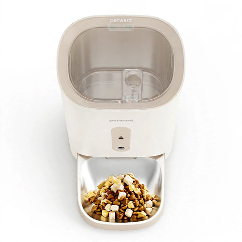 4.5 litre automatic pet feeder with camera and app control — photo 2