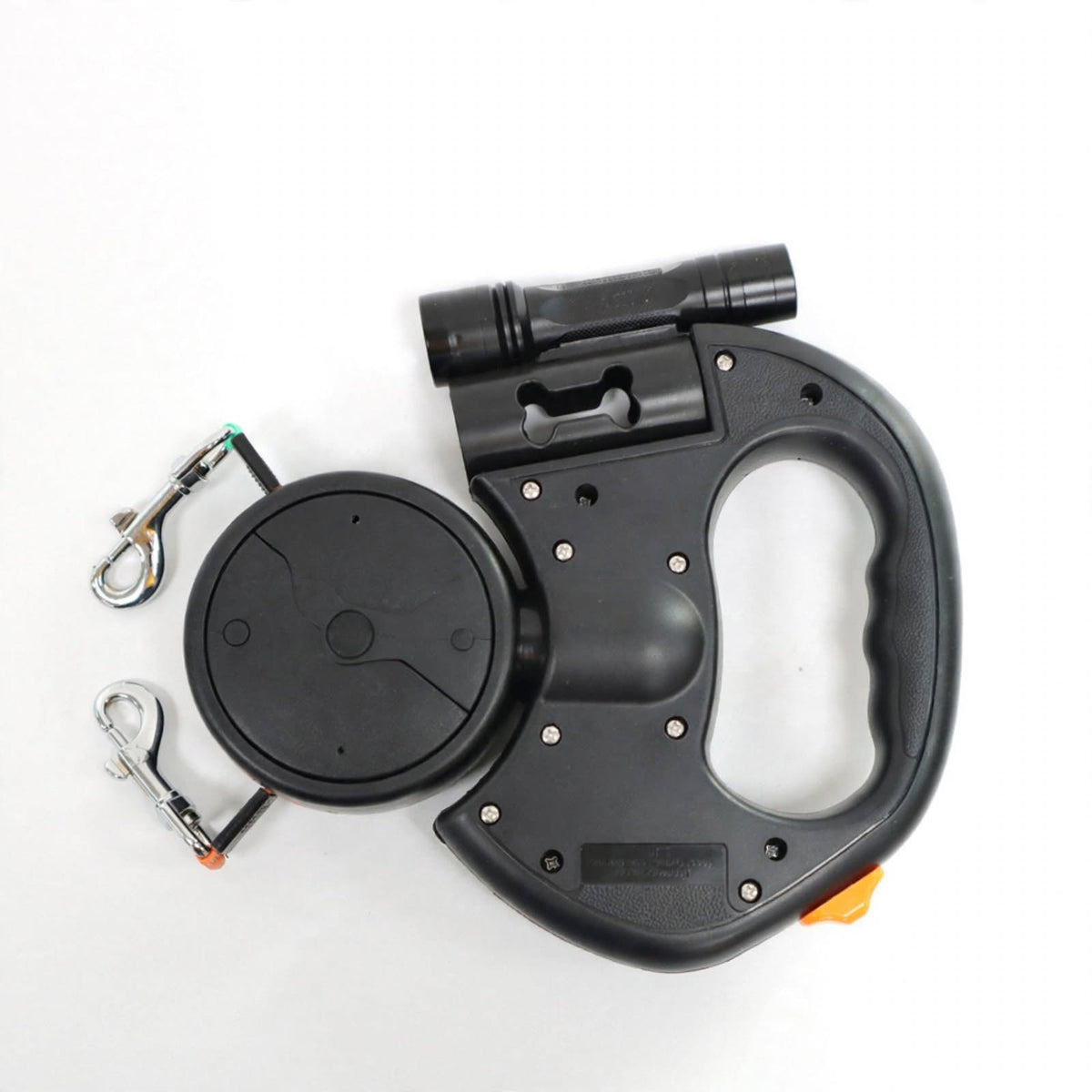 Dual retractable leash for walking two dogs from one handle — photo 4